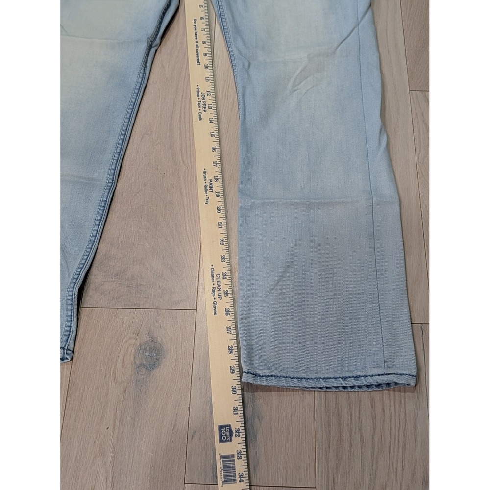 Buffalo David Bitton Driven Straight Leg Jeans | Men's 33x32 Light Wash Denim - Picture 7 of 12